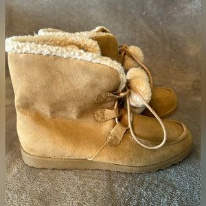 NWOT Jellypop Winter Boots